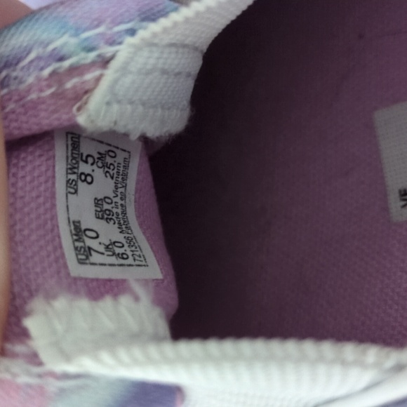 BRAND NEW Vans Butterfly Platform Canvas Women's - Picture 9 of 9